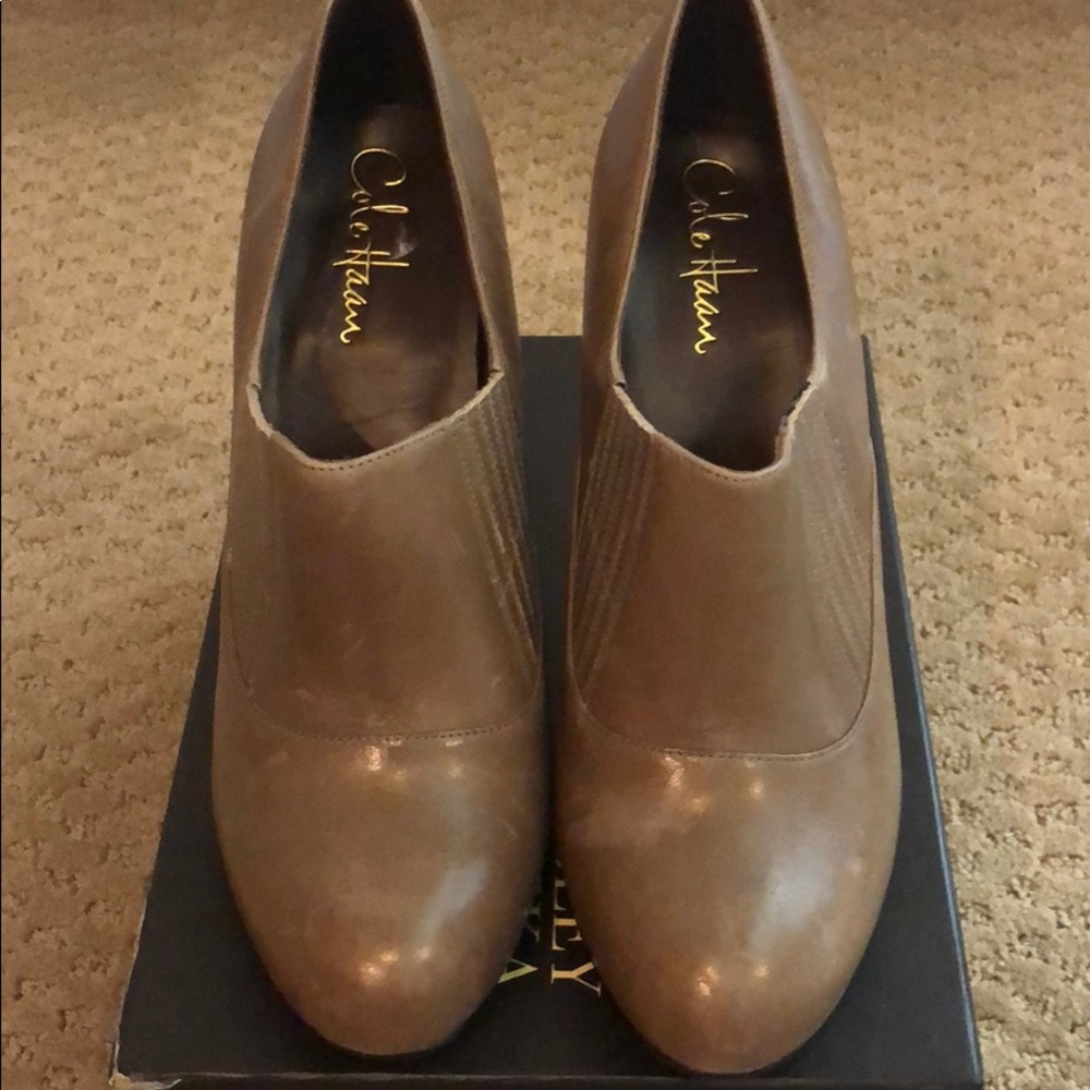 Cole Haan with Nike Air heel